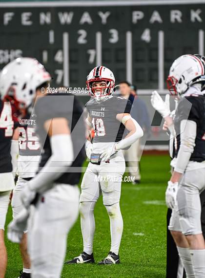 Thumbnail 3 in Stoneham vs. Reading Memorial (High School Football at Fenway Park) photogallery.