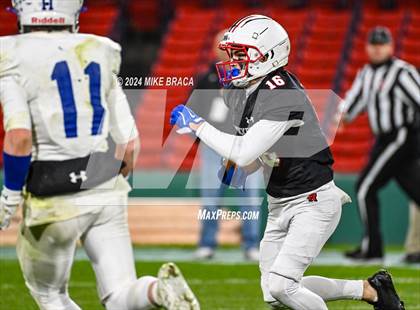 Thumbnail 2 in Stoneham vs. Reading Memorial (High School Football at Fenway Park) photogallery.