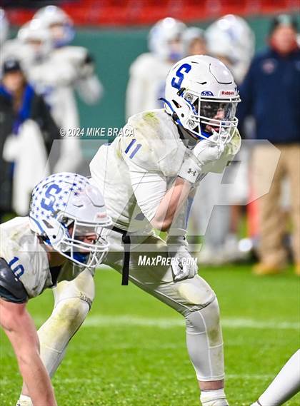 Thumbnail 2 in Stoneham vs. Reading Memorial (High School Football at Fenway Park) photogallery.