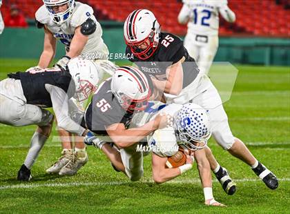 Thumbnail 3 in Stoneham vs. Reading Memorial (High School Football at Fenway Park) photogallery.