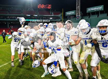 Thumbnail 2 in Stoneham vs. Reading Memorial (High School Football at Fenway Park) photogallery.