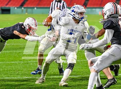 Thumbnail 1 in Stoneham vs. Reading Memorial (High School Football at Fenway Park) photogallery.