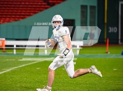 Thumbnail 1 in Stoneham vs. Reading Memorial (High School Football at Fenway Park) photogallery.