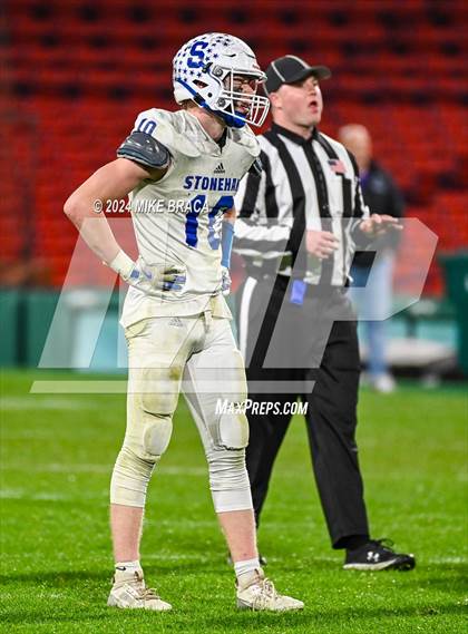 Thumbnail 2 in Stoneham vs. Reading Memorial (High School Football at Fenway Park) photogallery.
