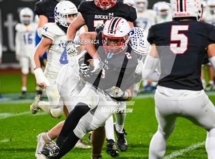 Thumbnail 3 in Stoneham vs. Reading Memorial (High School Football at Fenway Park) photogallery.