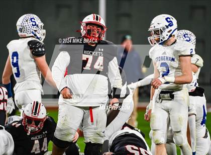 Thumbnail 2 in Stoneham vs. Reading Memorial (High School Football at Fenway Park) photogallery.