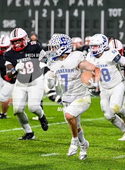 Thumbnail 3 in Stoneham vs. Reading Memorial (High School Football at Fenway Park) photogallery.