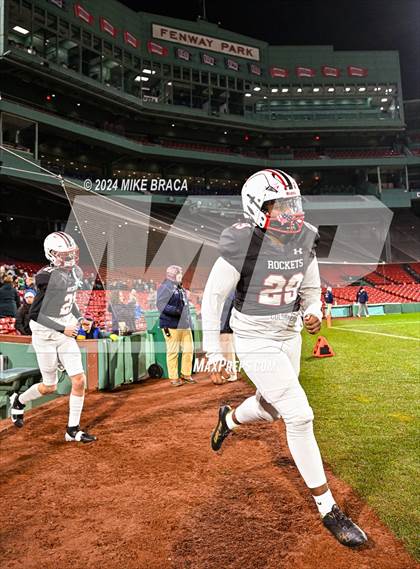 Thumbnail 1 in Stoneham vs. Reading Memorial (High School Football at Fenway Park) photogallery.