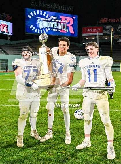 Thumbnail 2 in Stoneham vs. Reading Memorial (High School Football at Fenway Park) photogallery.