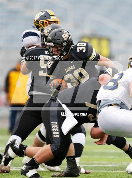 Thumbnail 2 in Southern Columbia vs Wilmington (PIAA 2A Championship) photogallery.