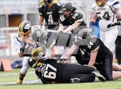 Thumbnail 1 in Southern Columbia vs Wilmington (PIAA 2A Championship) photogallery.