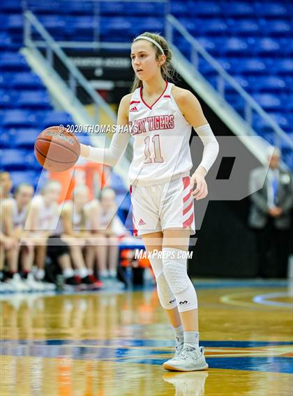 Thumbnail 1 in Glen Rose vs Krum (UIL Class 4A Bi-District) photogallery.