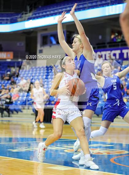 Thumbnail 1 in Glen Rose vs Krum (UIL Class 4A Bi-District) photogallery.