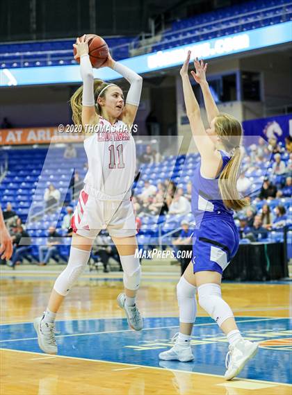 Thumbnail 1 in Glen Rose vs Krum (UIL Class 4A Bi-District) photogallery.