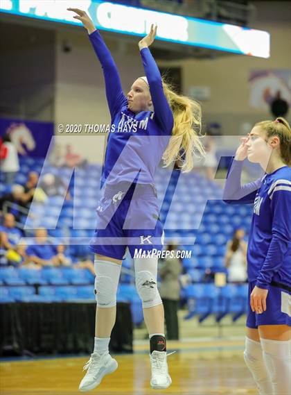 Thumbnail 1 in Glen Rose vs Krum (UIL Class 4A Bi-District) photogallery.
