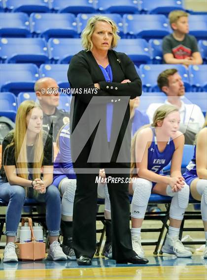 Thumbnail 2 in Glen Rose vs Krum (UIL Class 4A Bi-District) photogallery.