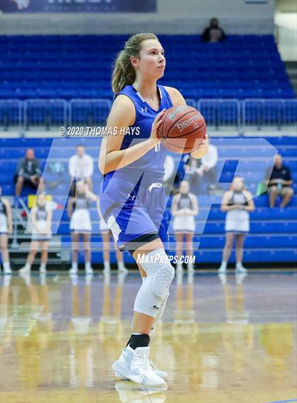 Thumbnail 1 in Glen Rose vs Krum (UIL Class 4A Bi-District) photogallery.