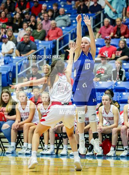 Thumbnail 3 in Glen Rose vs Krum (UIL Class 4A Bi-District) photogallery.