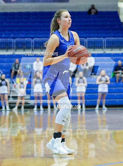 Thumbnail 3 in Glen Rose vs Krum (UIL Class 4A Bi-District) photogallery.