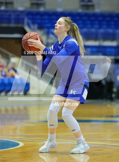 Thumbnail 1 in Glen Rose vs Krum (UIL Class 4A Bi-District) photogallery.