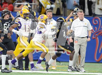 Thumbnail 1 in Edna Karr vs. Neville (LHSAA Class 4A Final)  photogallery.