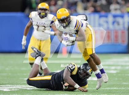 Thumbnail 1 in Edna Karr vs. Neville (LHSAA Class 4A Final)  photogallery.