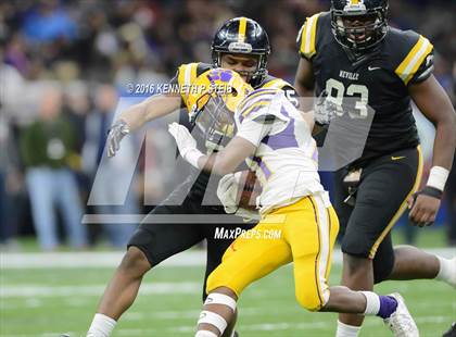 Thumbnail 3 in Edna Karr vs. Neville (LHSAA Class 4A Final)  photogallery.