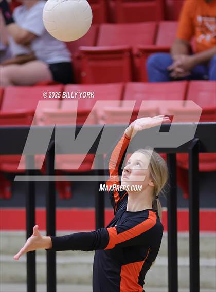 Thumbnail 1 in Grand Saline vs Sabine photogallery.