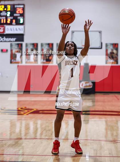 Thumbnail 1 in Donaldsonville @ Brusly photogallery.