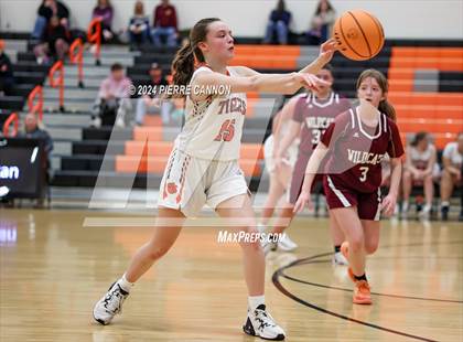 Thumbnail 3 in Warren County @ Brentsville District photogallery.