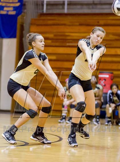 Thumbnail 1 in Warren Central @ Shelbyville photogallery.