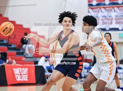 Thumbnail 1 in Roosevelt vs Poly (Take Flight Challenge) photogallery.