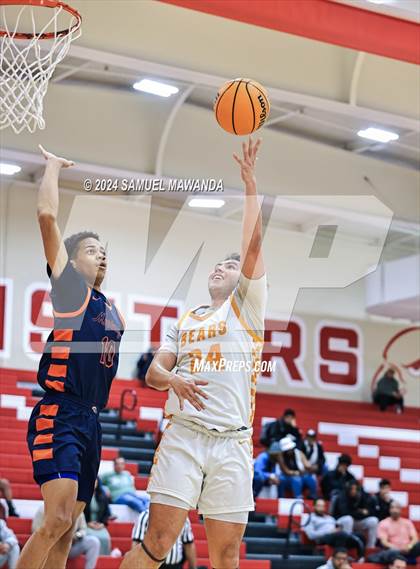 Thumbnail 1 in Roosevelt vs Poly (Take Flight Challenge) photogallery.
