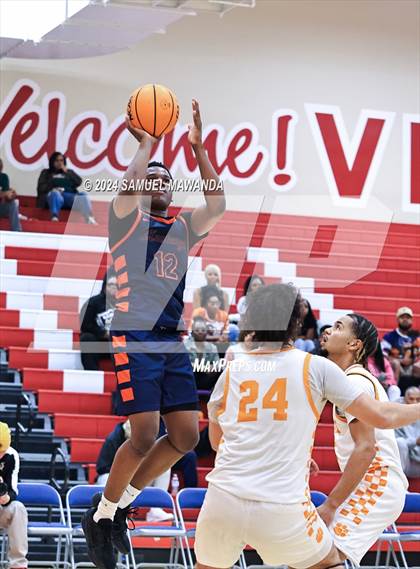 Thumbnail 3 in Roosevelt vs Poly (Take Flight Challenge) photogallery.