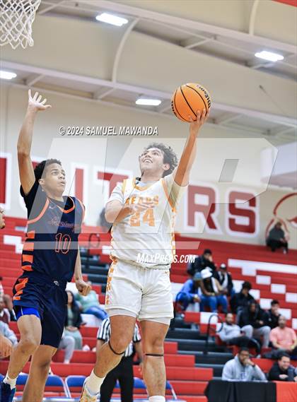 Thumbnail 3 in Roosevelt vs Poly (Take Flight Challenge) photogallery.
