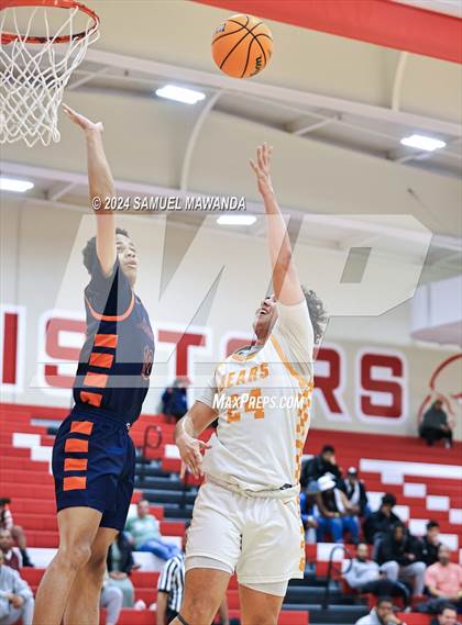 Thumbnail 2 in Roosevelt vs Poly (Take Flight Challenge) photogallery.