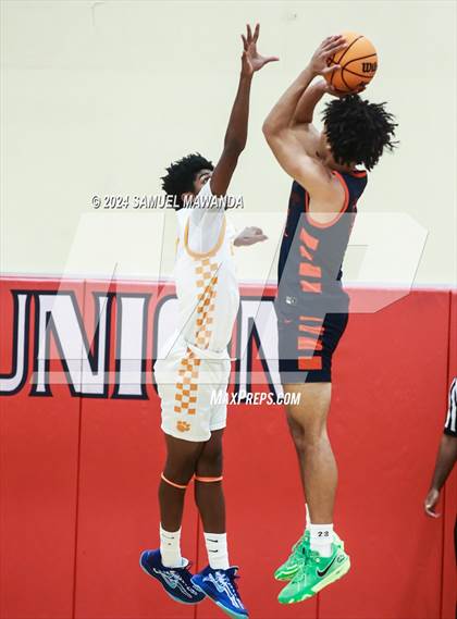 Thumbnail 2 in Roosevelt vs Poly (Take Flight Challenge) photogallery.