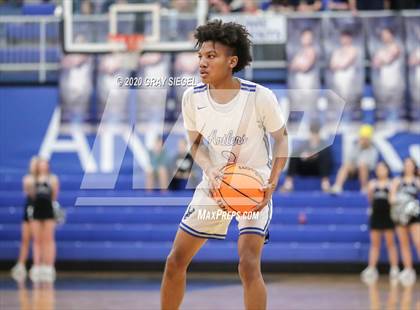 Thumbnail 3 in Deer Creek vs. Edmond Santa Fe photogallery.