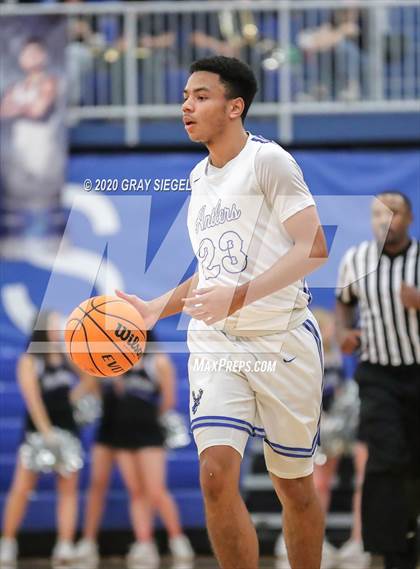 Thumbnail 2 in Deer Creek vs. Edmond Santa Fe photogallery.