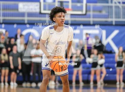 Thumbnail 3 in Deer Creek vs. Edmond Santa Fe photogallery.