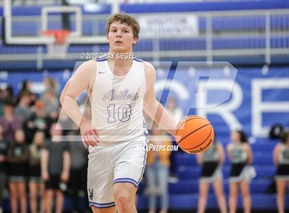 Thumbnail 2 in Deer Creek vs. Edmond Santa Fe photogallery.