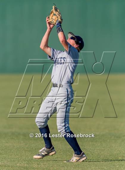 Thumbnail 2 in Smithson Valley vs S.A. Johnson (Class 6A Bidistrict Playoffs) photogallery.