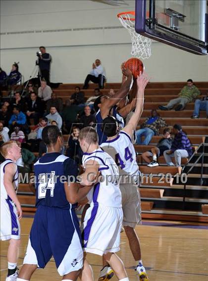 Thumbnail 2 in Huntington @ Islip photogallery.