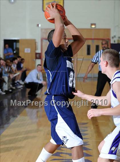 Thumbnail 2 in Huntington @ Islip photogallery.