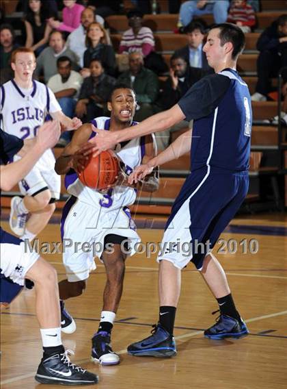 Thumbnail 3 in Huntington @ Islip photogallery.