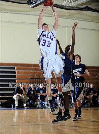 Thumbnail 2 in Huntington @ Islip photogallery.