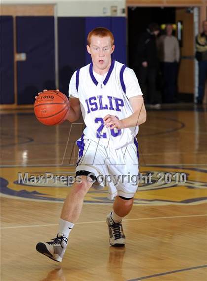 Thumbnail 2 in Huntington @ Islip photogallery.