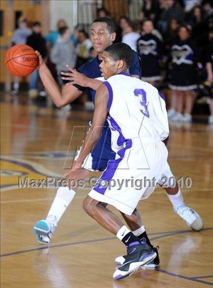 Thumbnail 2 in Huntington @ Islip photogallery.