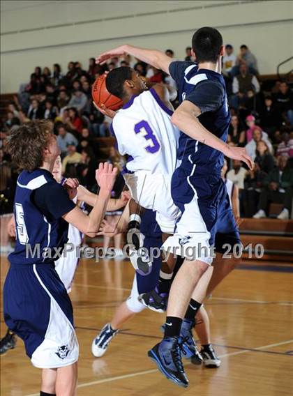 Thumbnail 2 in Huntington @ Islip photogallery.