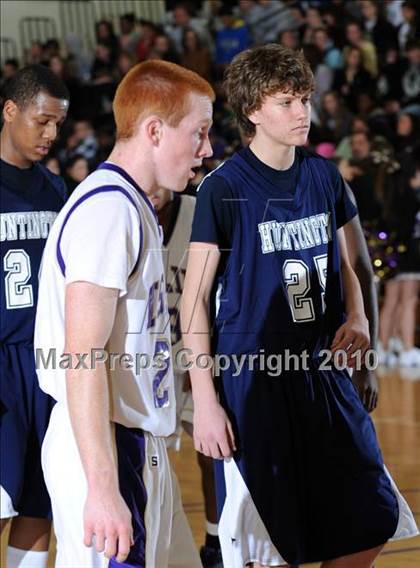 Thumbnail 3 in Huntington @ Islip photogallery.